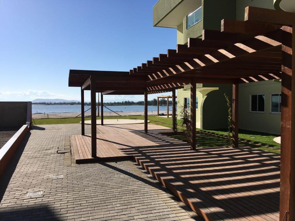 Flat Com Praia Privativa E Lazer Total Em Arraial Арраял-ду-Кабу Экстерьер фото